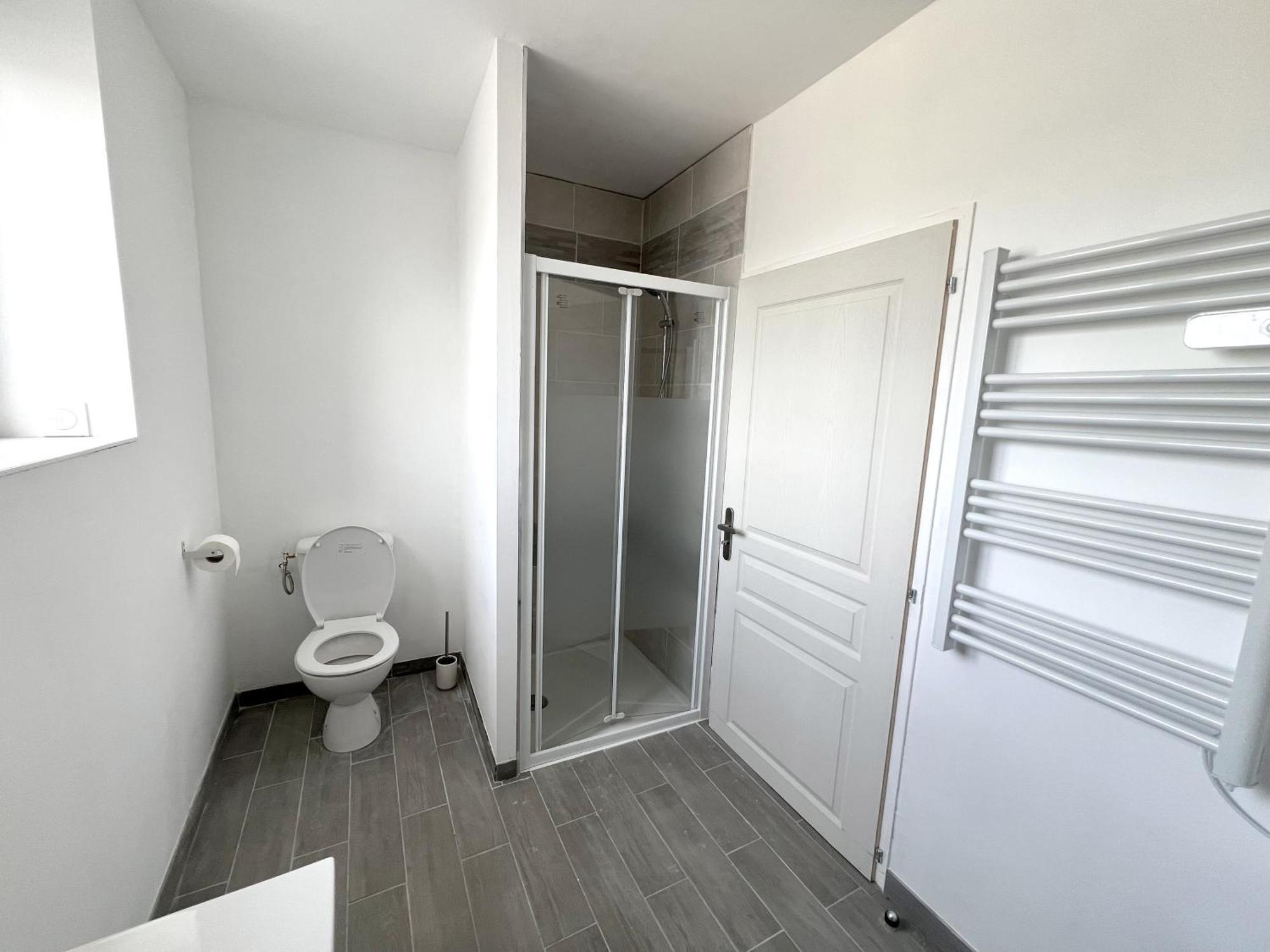 178B - Appartement T2 Tout Confort - Wifi Netflix Le Gond-Pontouvre Kültér fotó